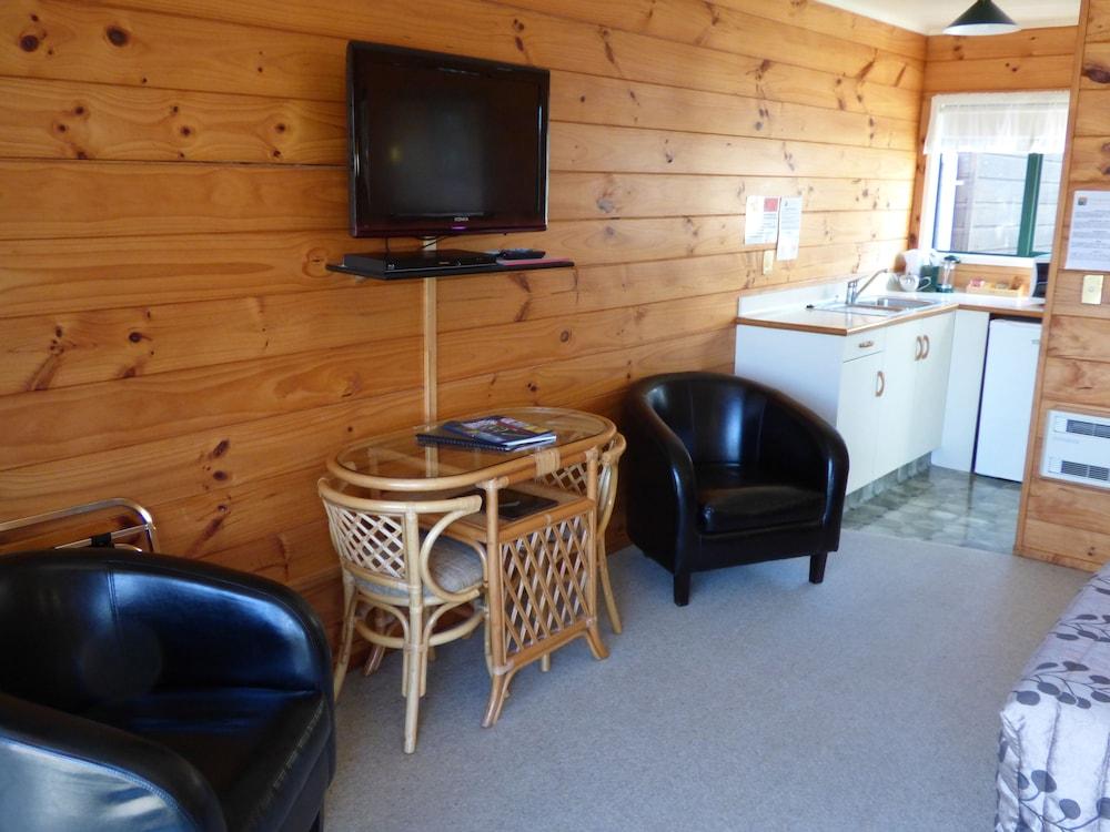 Cedarwood Lakeside Motel & Conference Venue Rotorua Exterior foto