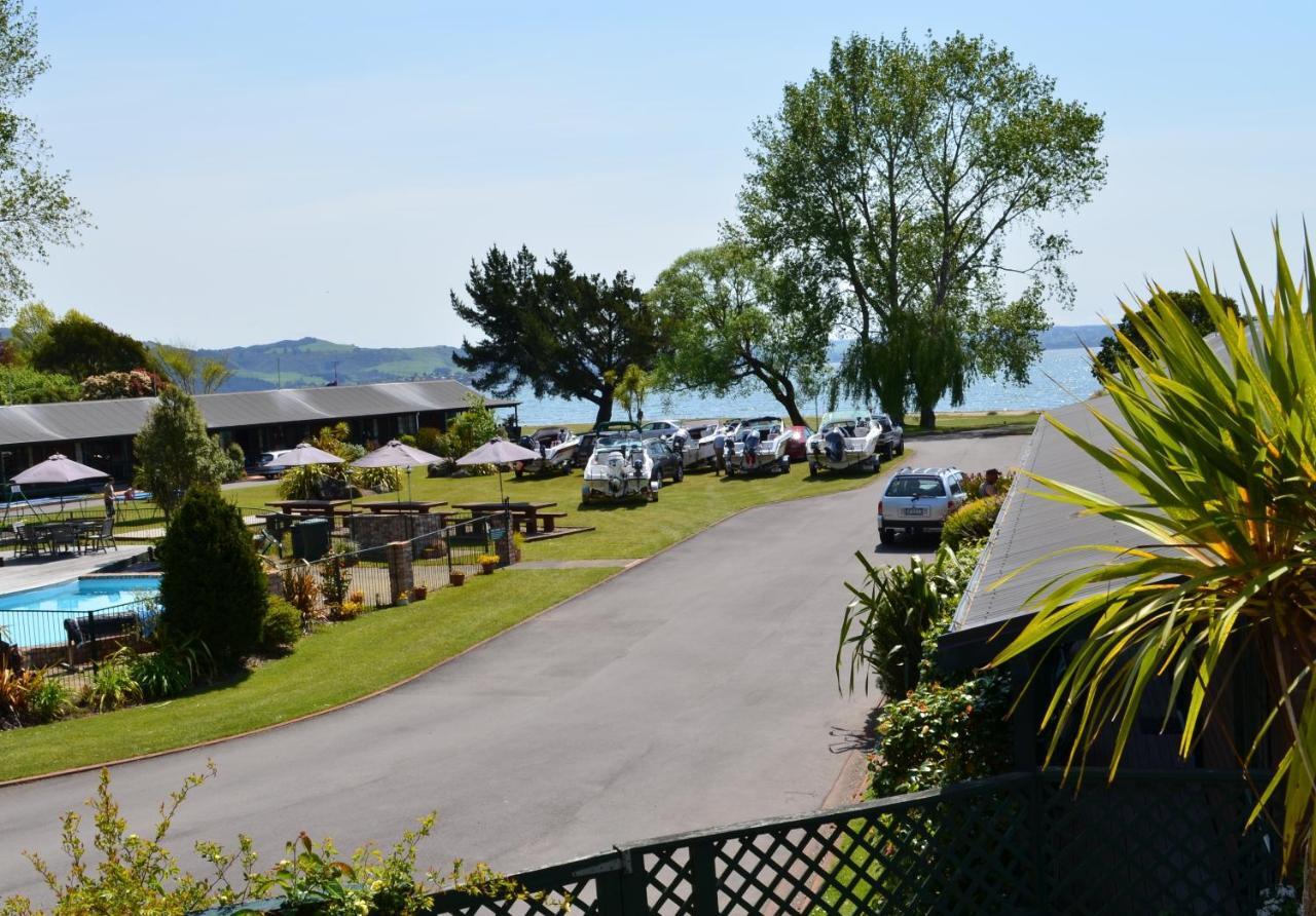 Cedarwood Lakeside Motel & Conference Venue Rotorua Exterior foto
